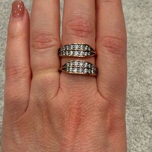 Henri Bendel Elegant Gold and Silver Women's Ring